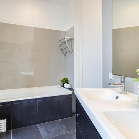 Alegria By Hill * Lisbon