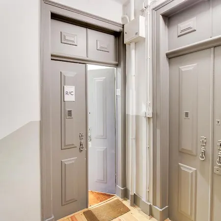 Alegria By Hill Lisbon